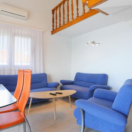 Apartments By The Sea Okrug Donji, Ciovo - 16657 Donji Okrug  Rum bild
